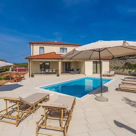 House Luna Villa Bajcici