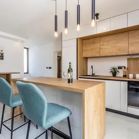House Luna Vila