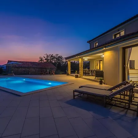 Villa House Luna