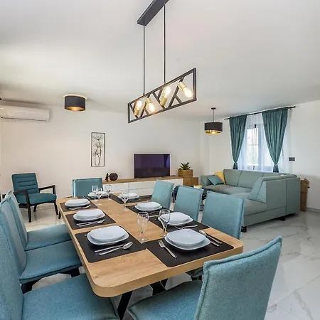 House Luna Villa Bajcici