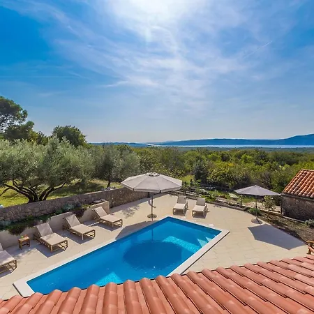House Luna Villa *